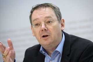 Pour le conseiller d'Etat Franz Ruppen, les cantons ne doivent pas se substituer au mandat "Jeunesse et Sport" de la Confédération (photo d'archives). KEYSTONE/ANTHONY ANEX